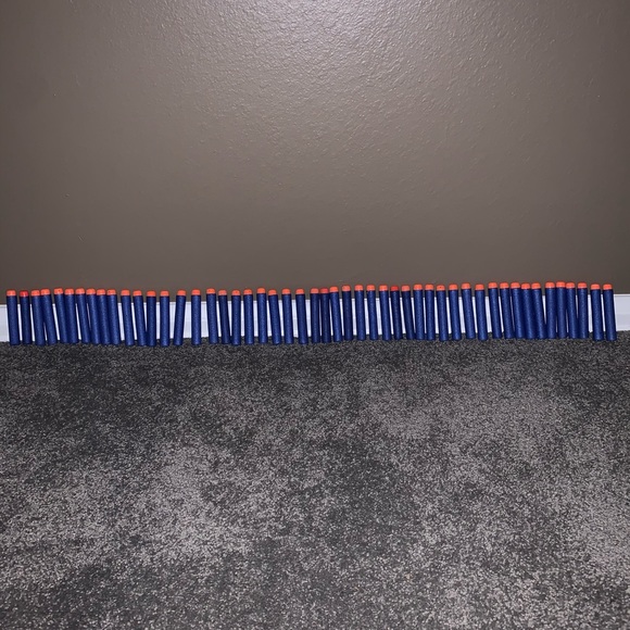 Blue nerf blaster Ammo - Picture 2 of 3